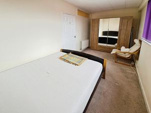 Photo 11- click for photo gallery